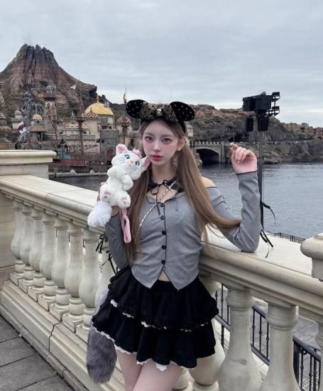 あざとフリルスカート