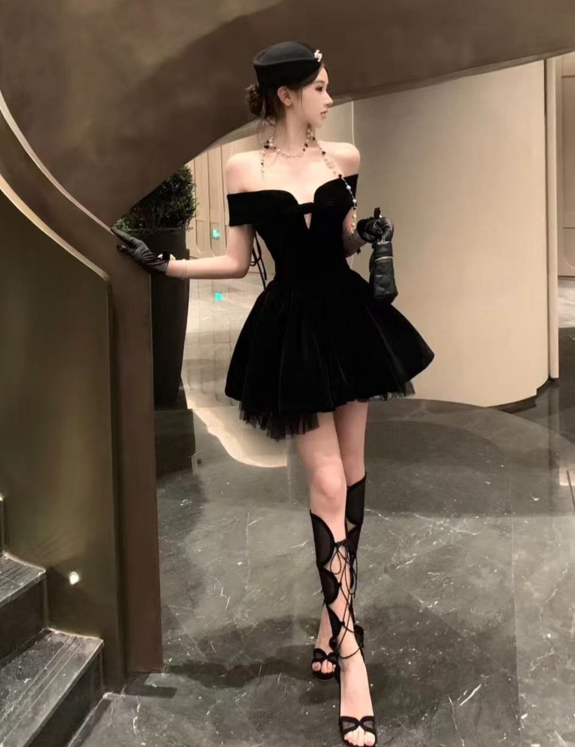 オフショルドレス