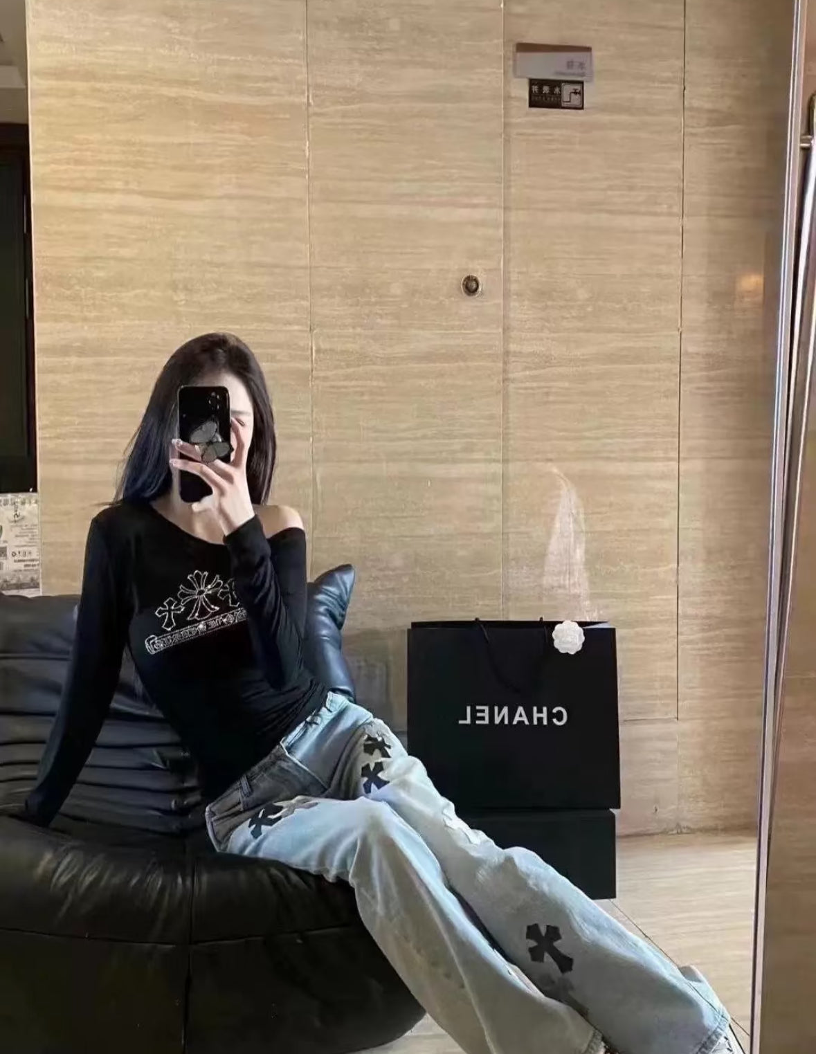Cross pants
