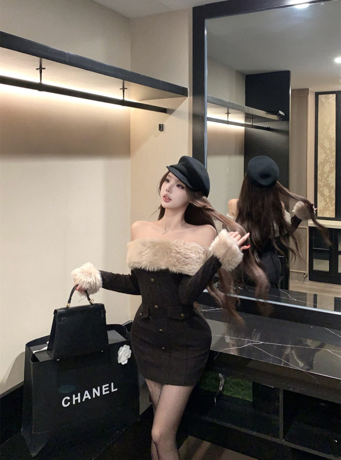 ファーオフショルワンピ