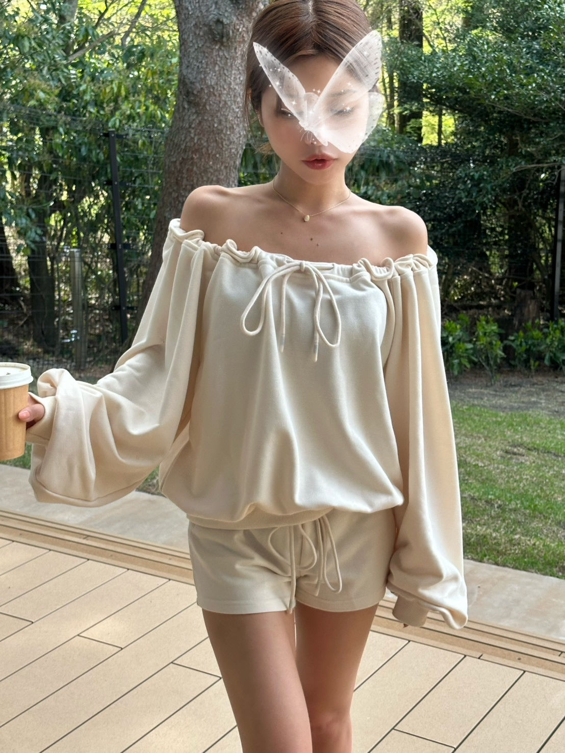 ラフオフショルセットアップ