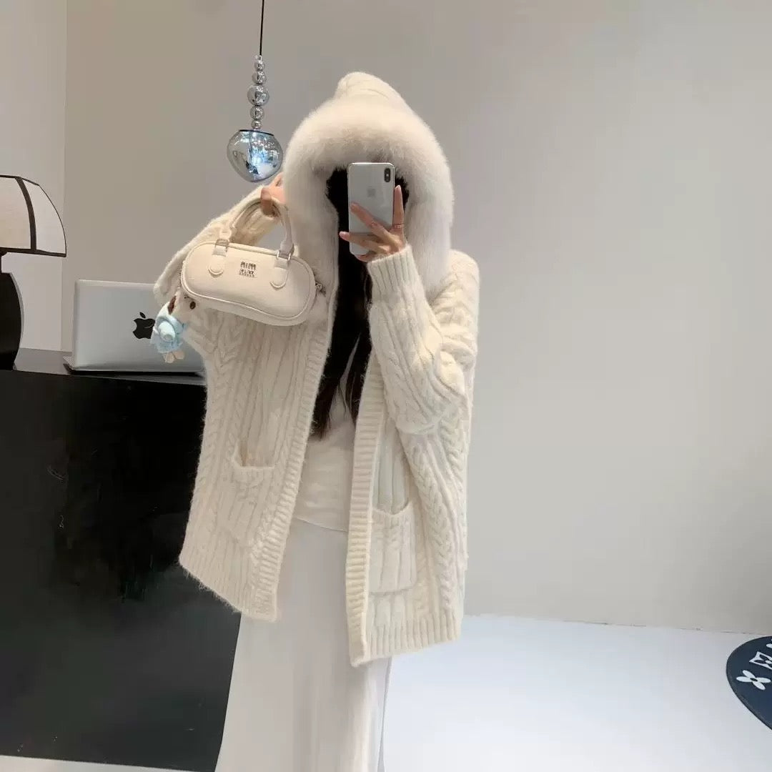 ロングニットカーデ