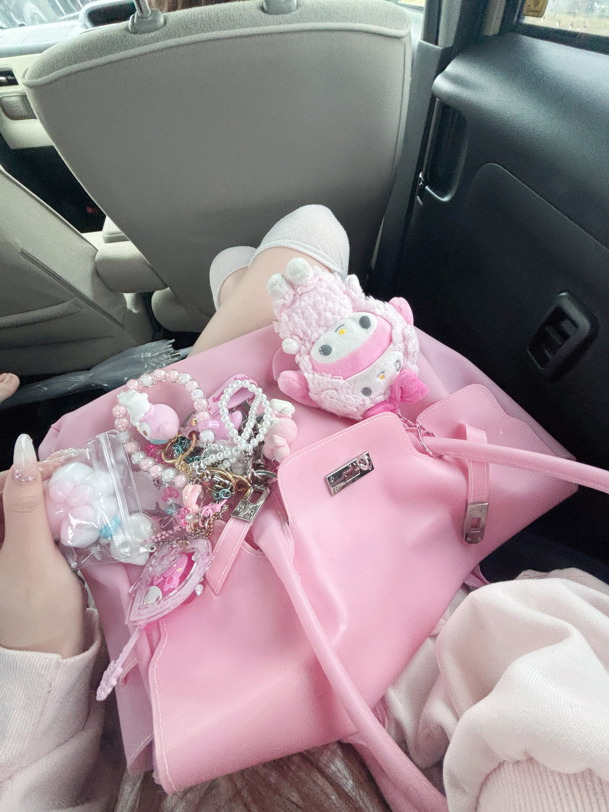 話題のJerrybag12色 沖縄コレクション着用アイテム