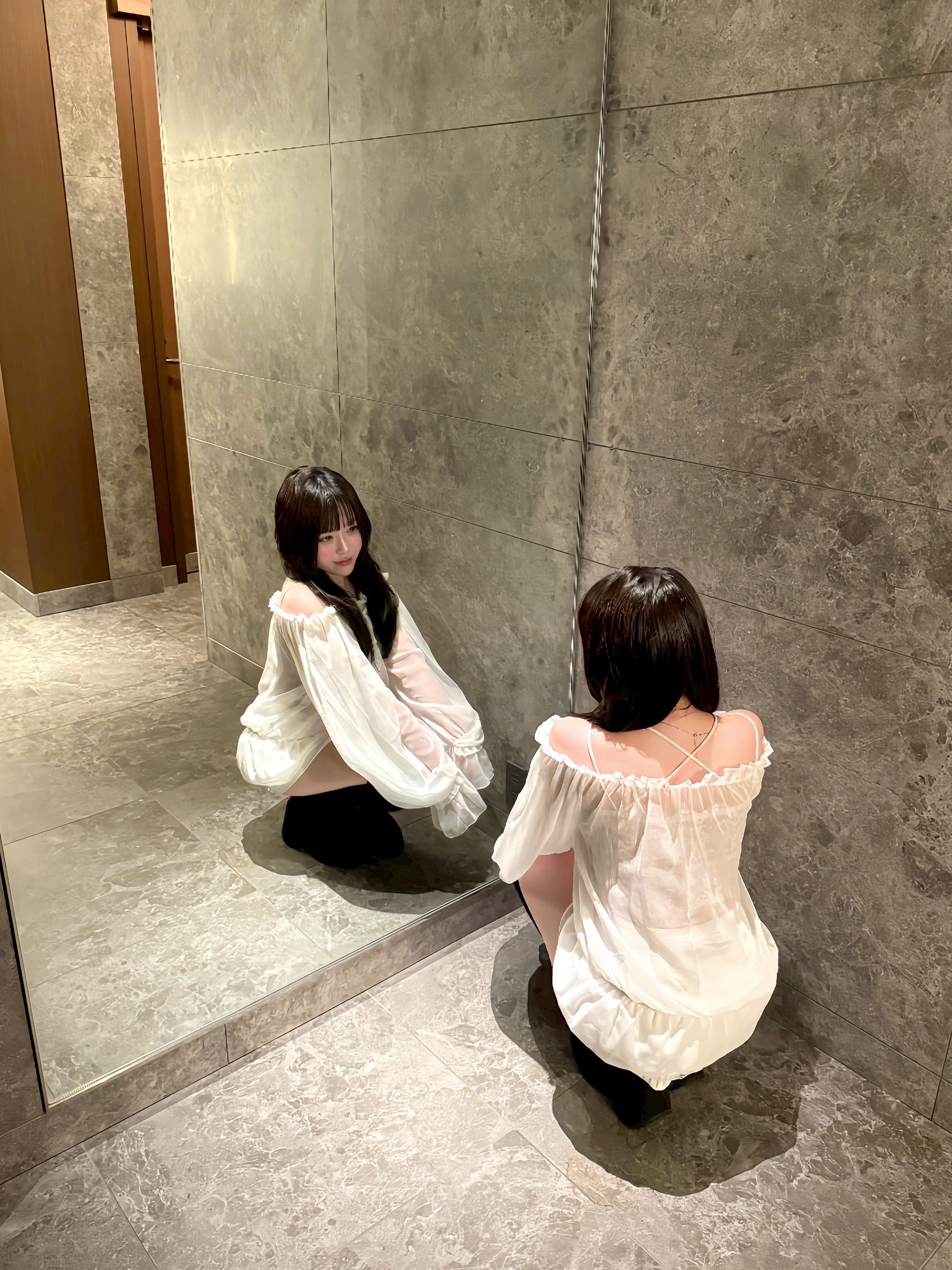 シフォントップス2色