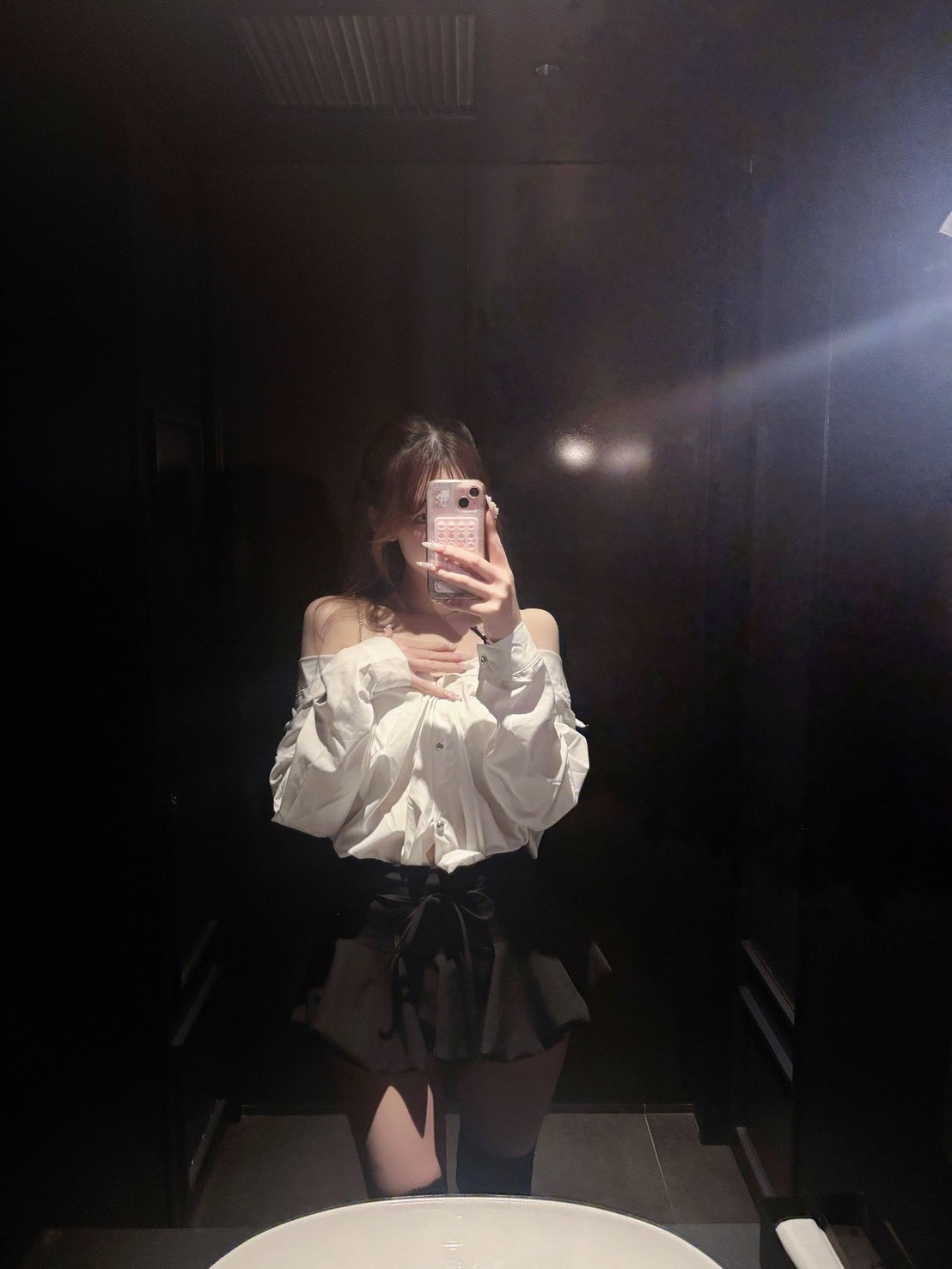 ビジューショルダーゆるシャツ