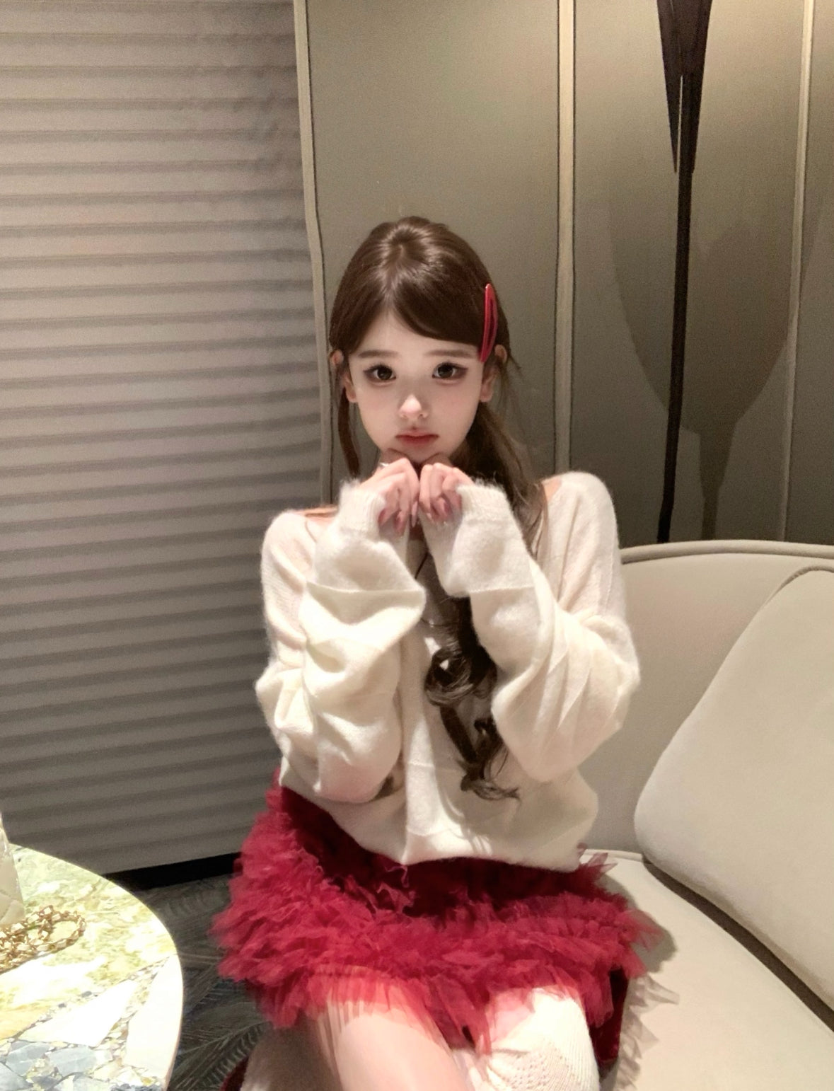レッドフリルスカート