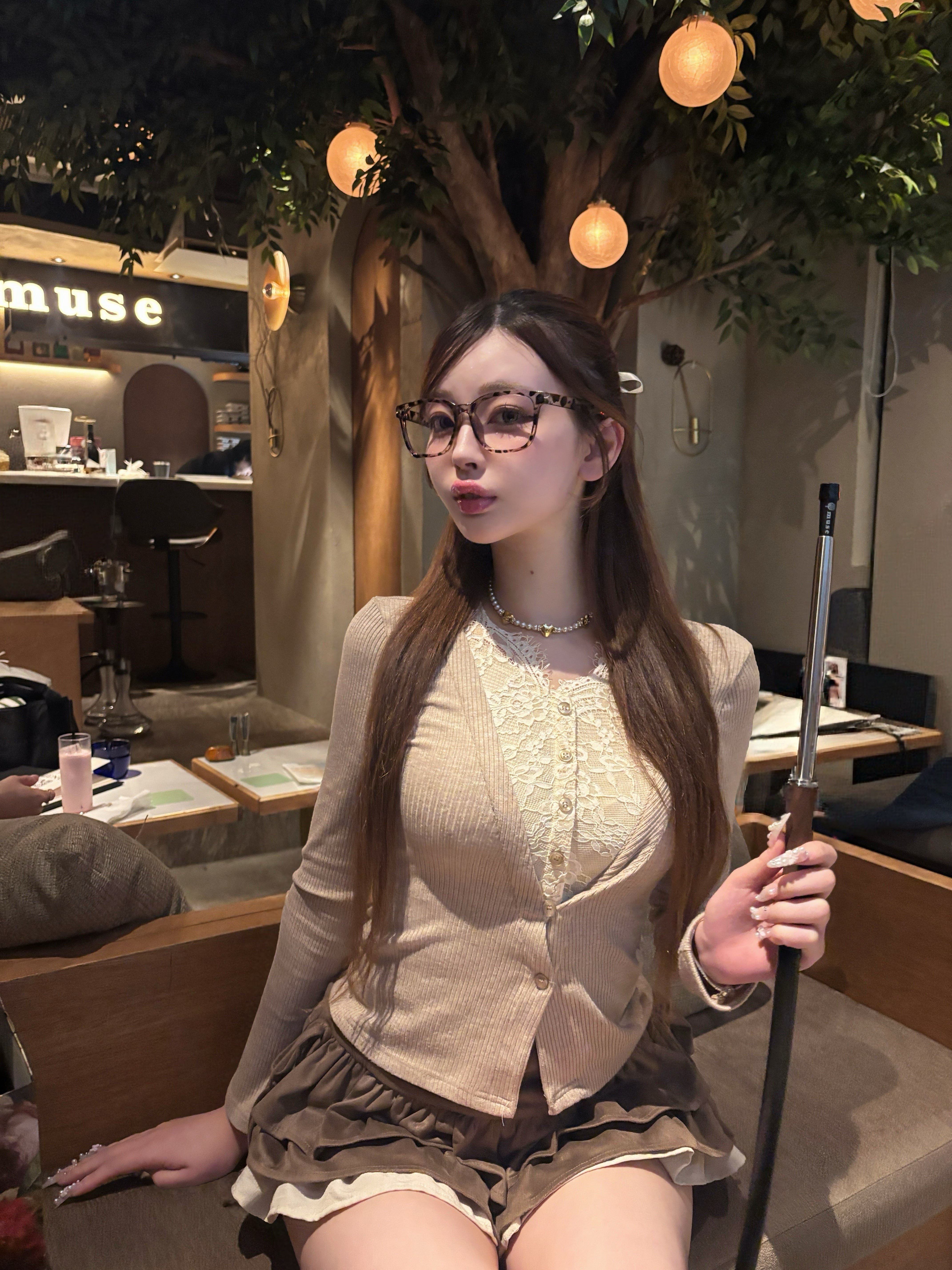 残り僅か上品フリルトップス