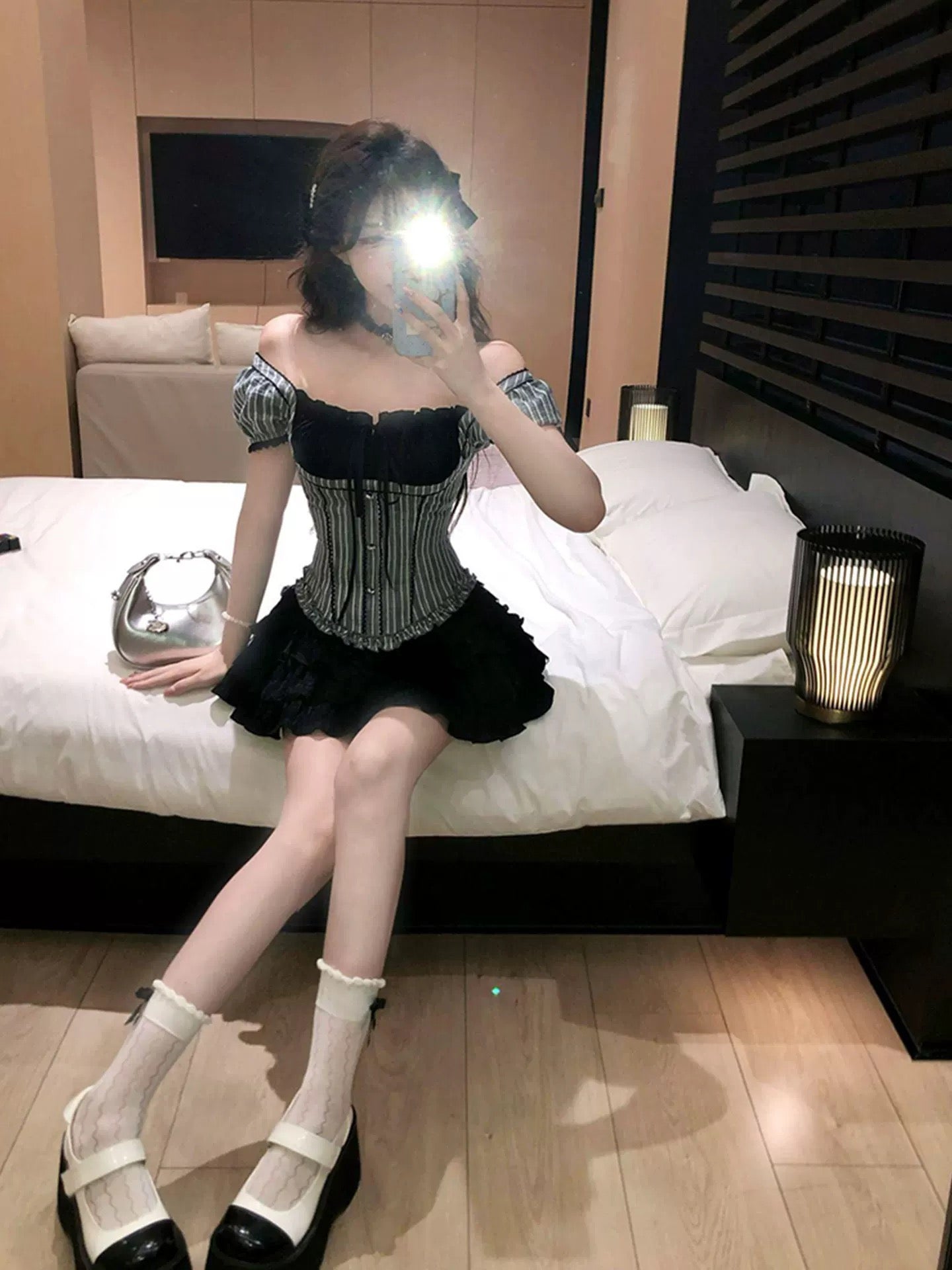 オフショルパフスリーブトップス